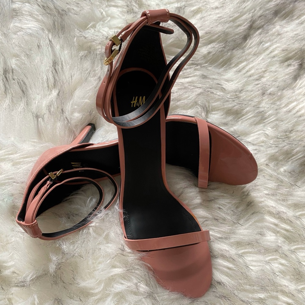 H&M Pink Patent Strap Sandals NWOT